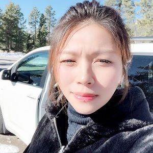 Meet your Posher, Shuk